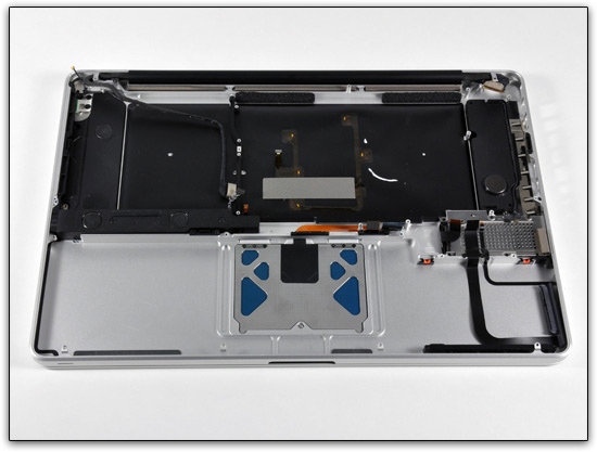 MacBook Pro de 17 dissecado