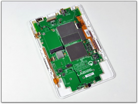 Kindle 2 aberto pelo iFixit