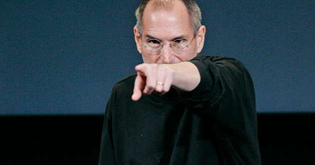 Steve Jobs apontando o dedo