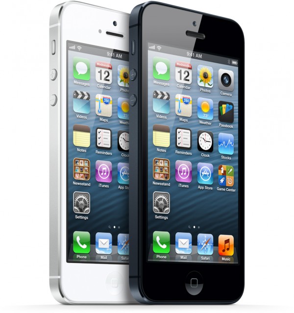 iPhones 5 preto e branco
