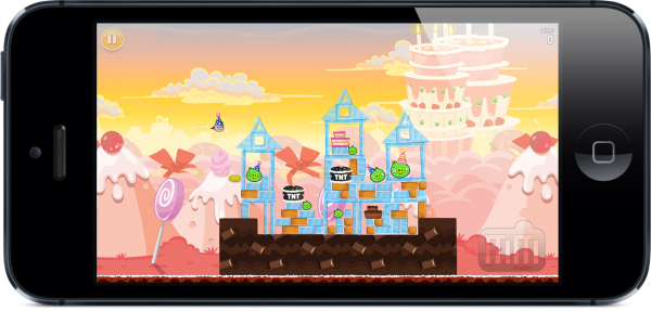 Jogo Angry Birds rodando num iPhone 5
