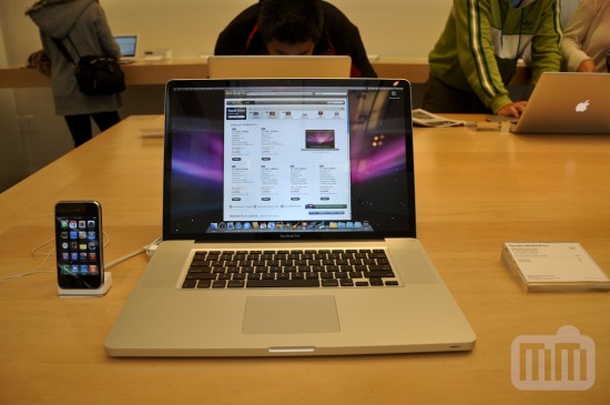 Novo MacBook Pro na loja da Apple