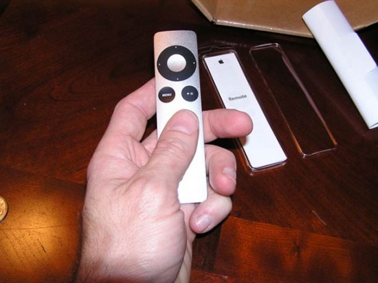 Unboxing de um Apple Remote