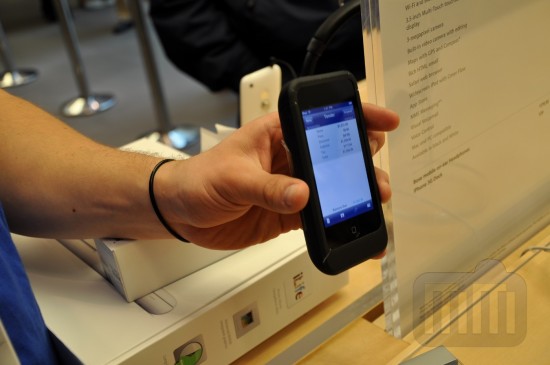 Sistema de vendas baseado em iPods touch numa Apple Retail Store