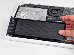 MacBook desmontado pelo iFixit