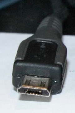 Conector padrão micro-USB