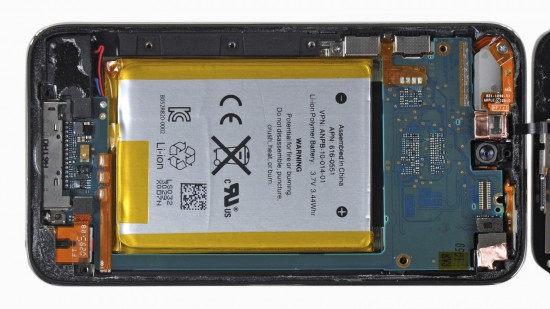 Bateria do iPod touch 4G; iFixit