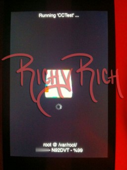 Protótipo de iPhone N92DVT - Richy Rich