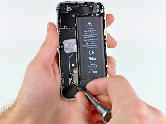 iPhone 4 da Verizon desmontado pela iFixit