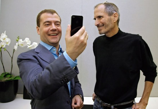 Steve Jobs e Dmitry Medvedev, presidente da Rússia