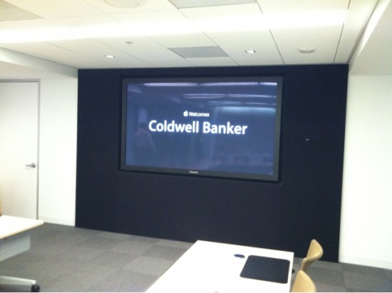 Apple em reunião com a Coldwell Banker
