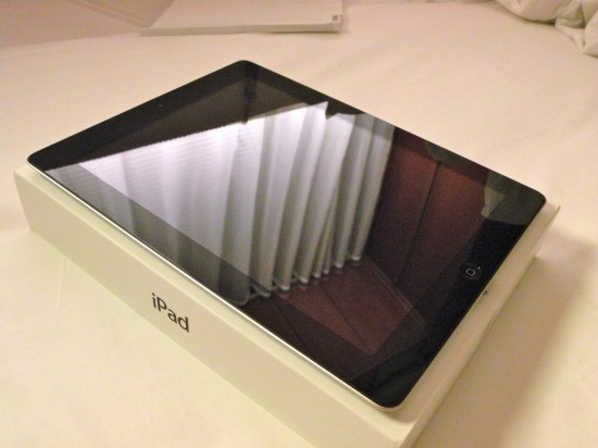 Unboxing do iPad 2 - MacMagazine