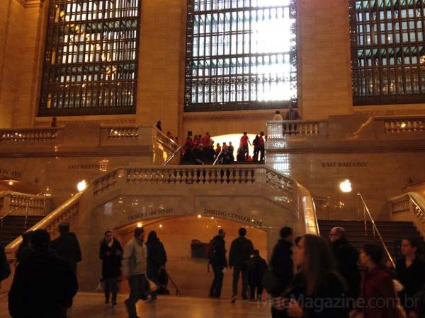 Apple inaugura maior loja do mundo na estação Grand Central em