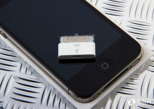 Adaptador Micro-USB para iPhone 4S