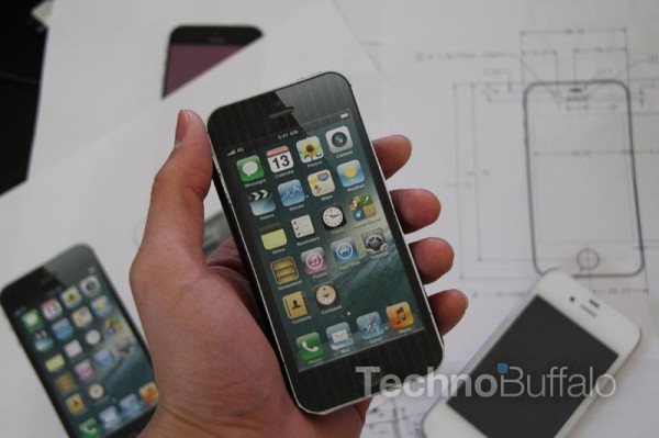 Mockup/protótipo de novo iPhone mais alto, com tela de 4 polegadas