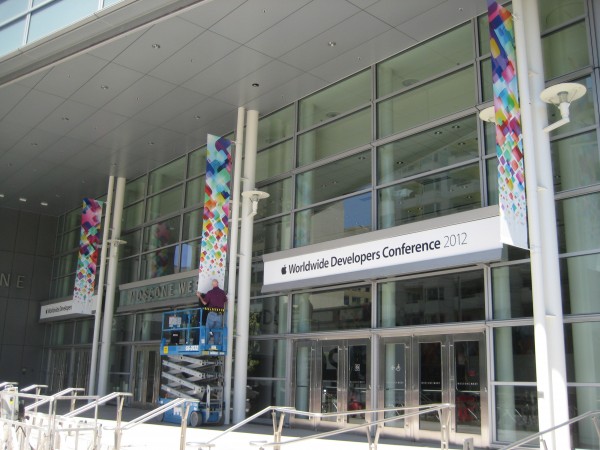 Moscone Center pronto para a WWDC 2012