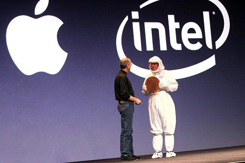 Steve Jobs com CEO da Intel