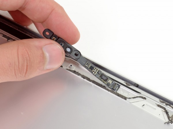 iFixit - Display Retina do novo MacBook Pro