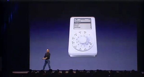 Steve Jobs apresentando o iPhone na Macworld 2007