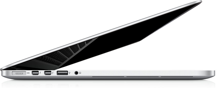 MacBook Pro com tela Retina de lado