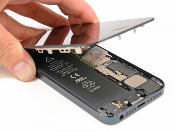 iPhone 5 desmontado pela iFixit