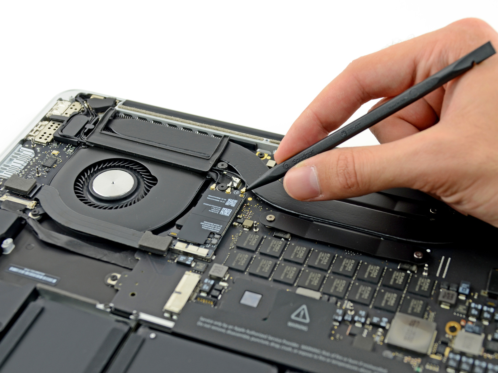 Desmontagem do MacBook Pro Retina de 15" - iFixit