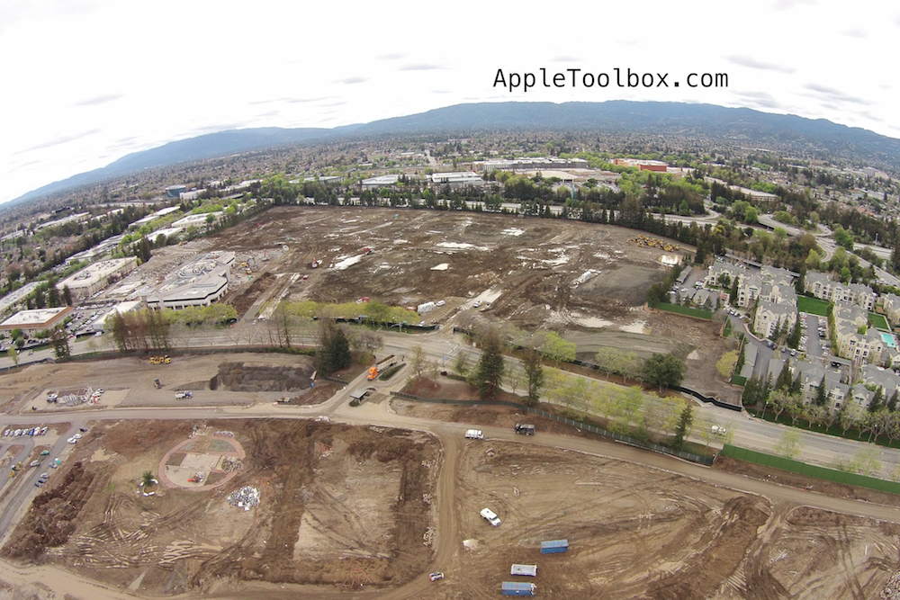 Foto aérea da demolição para o Apple Campus 2