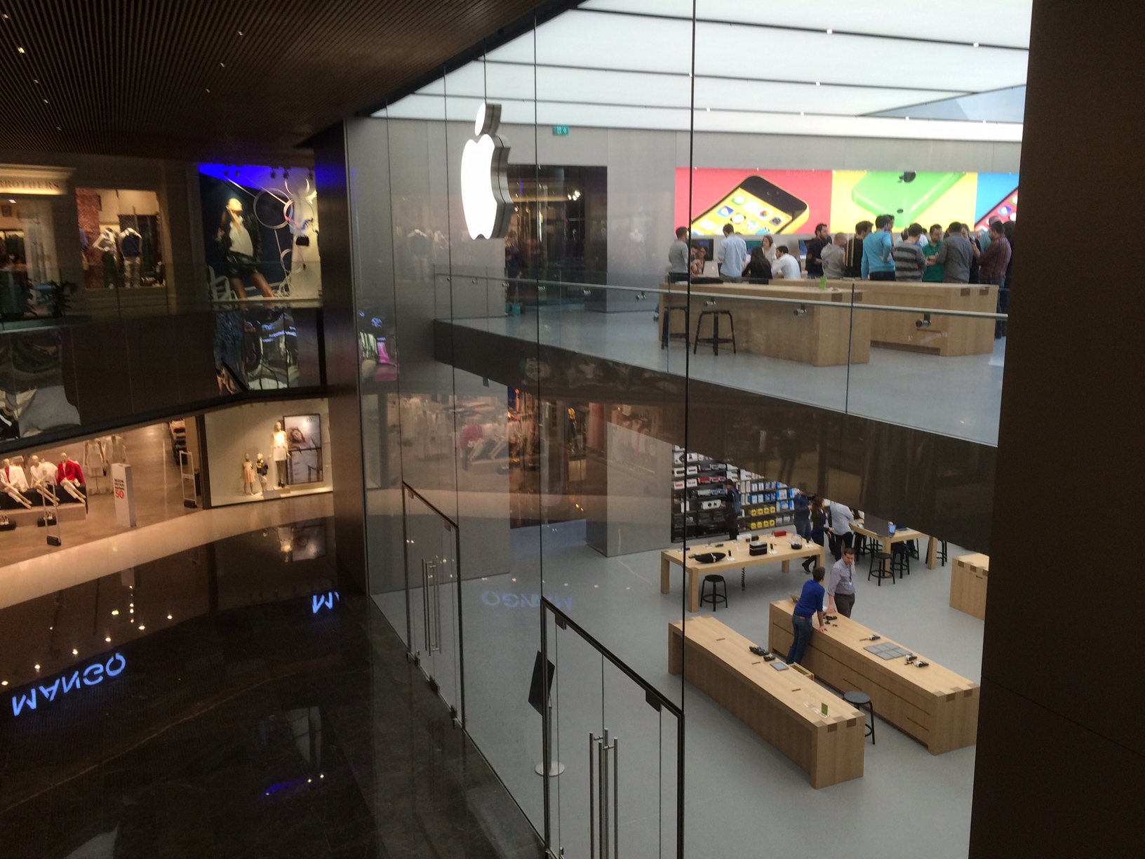 Apple Store - Zorlu Center, na Turquia