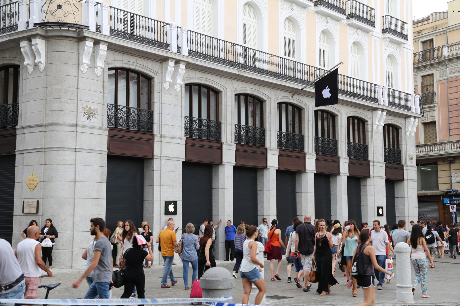 Apple Store, Puerta del Sol