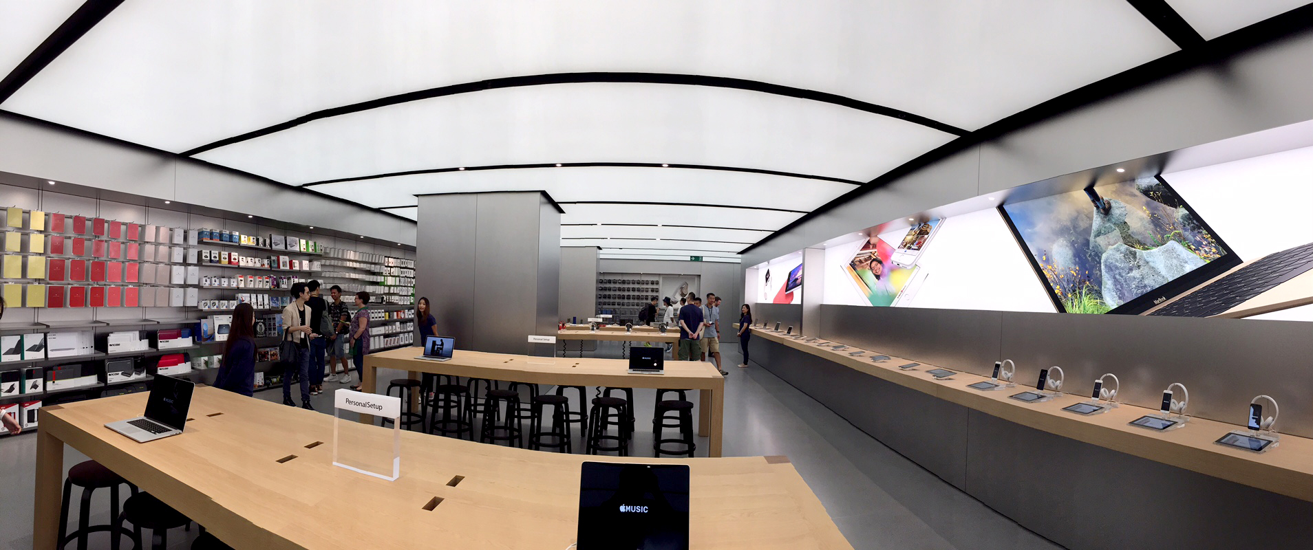 Apple Retail Store - Canton Road