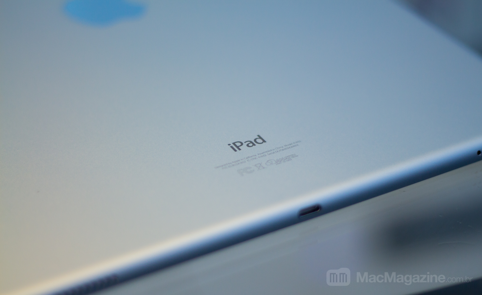 Unboxing do iPad Pro (por MacMagazine)