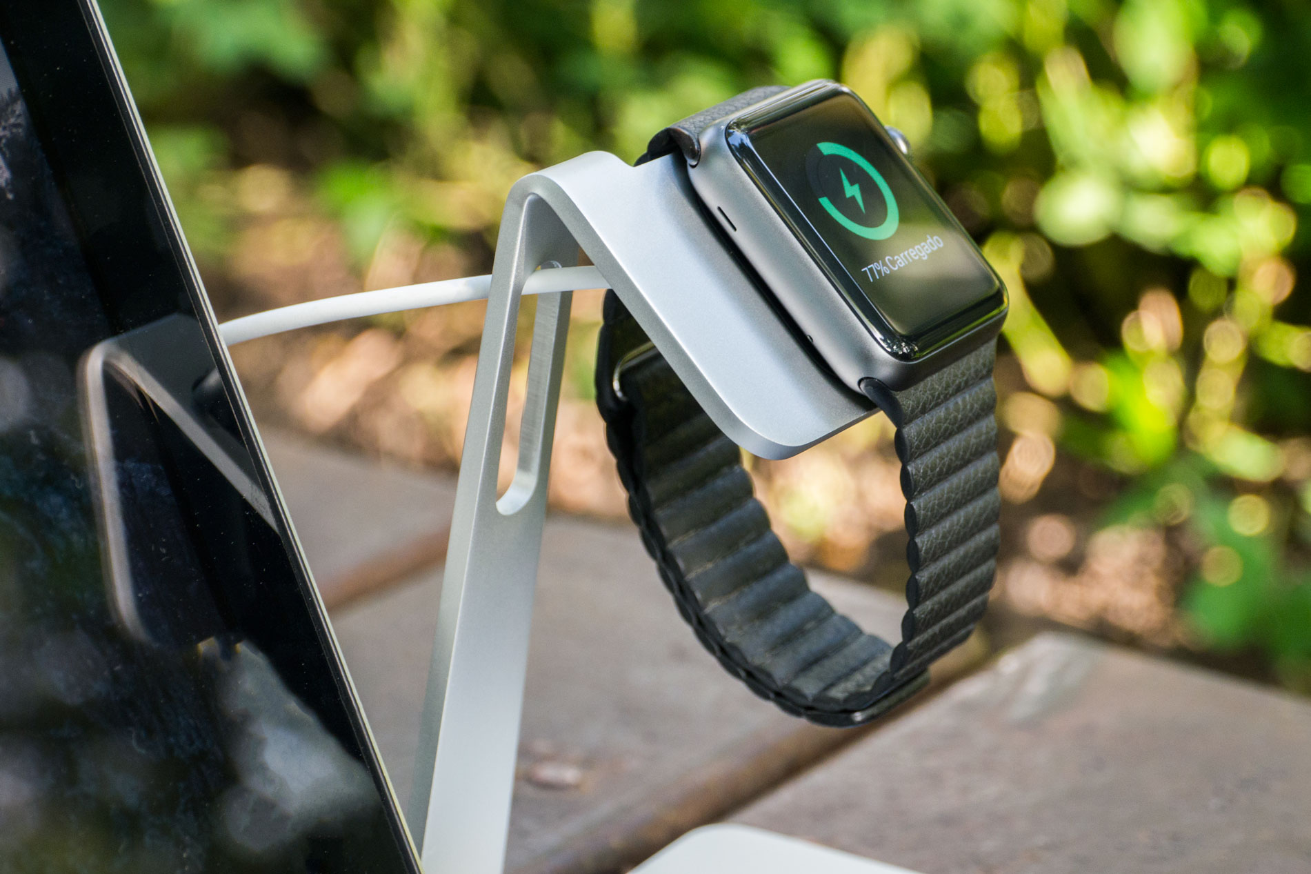 Table Stand para Apple Watch, da ROCK (MM Store)