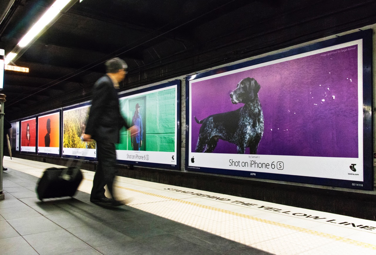 Nova fase colorida da campanha "Clicada com iPhone" da Apple