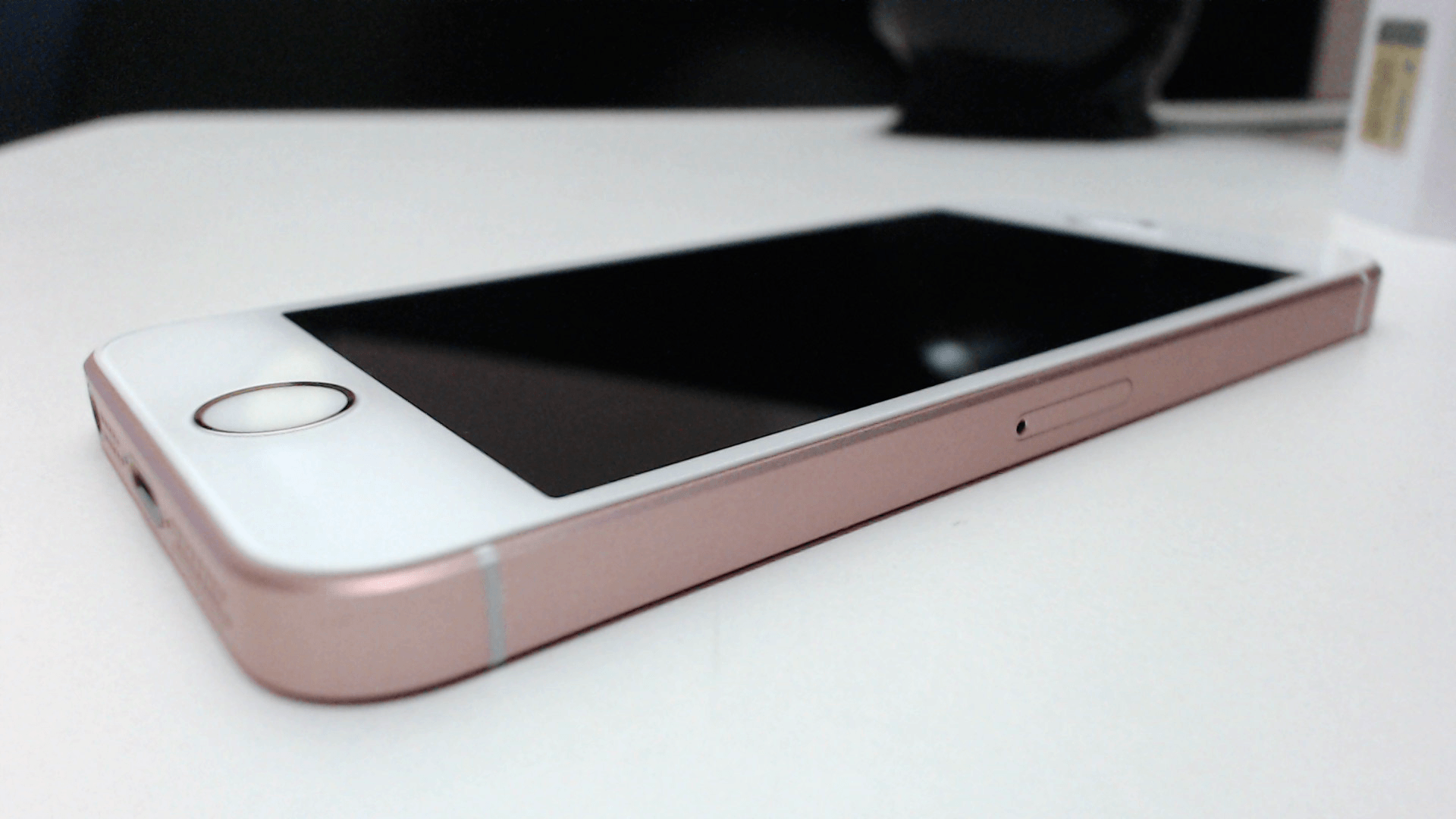 iPhone SE review