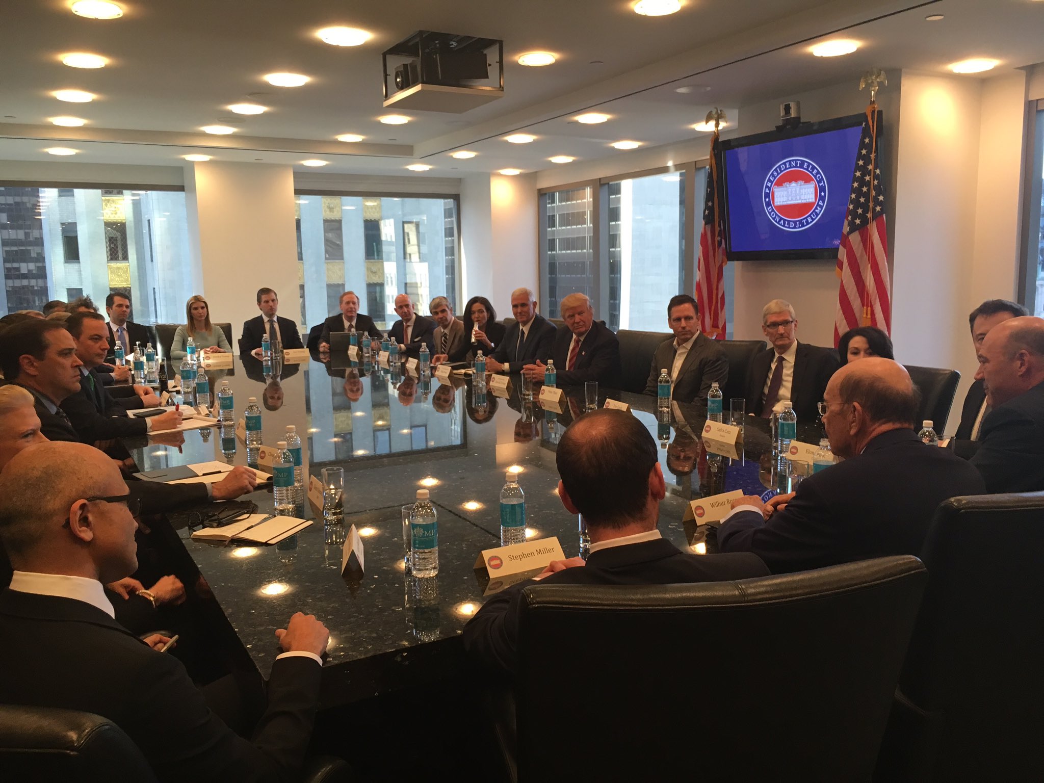 Reunião de Donald Trump com executivos de tecnologia