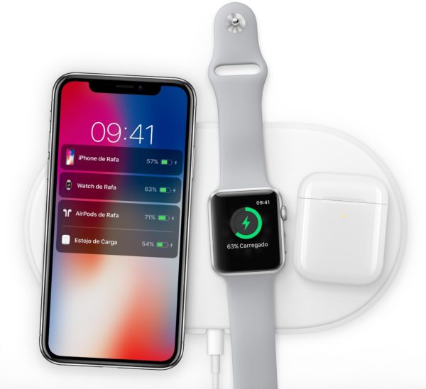 Base de recarga AirPower com iPhone X Plus, o Apple Watch Series 3 e o AirPods