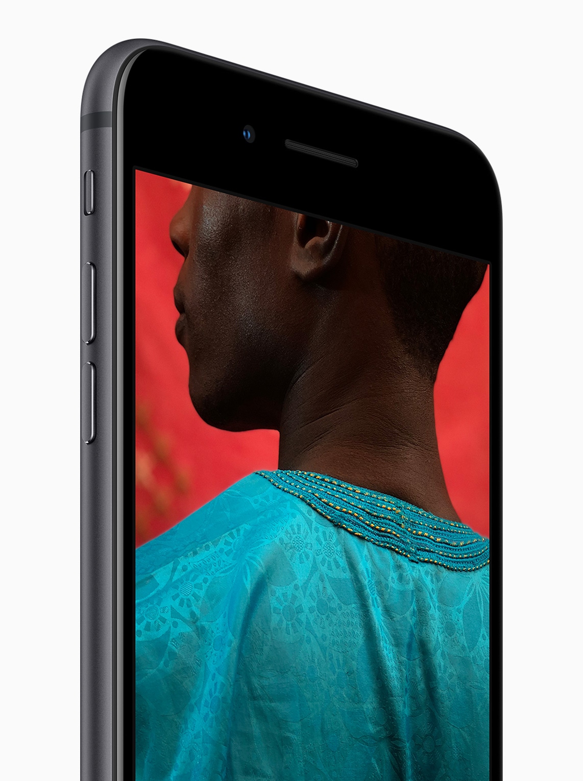 iPhone 8 cinza espacial de frente na diagonal