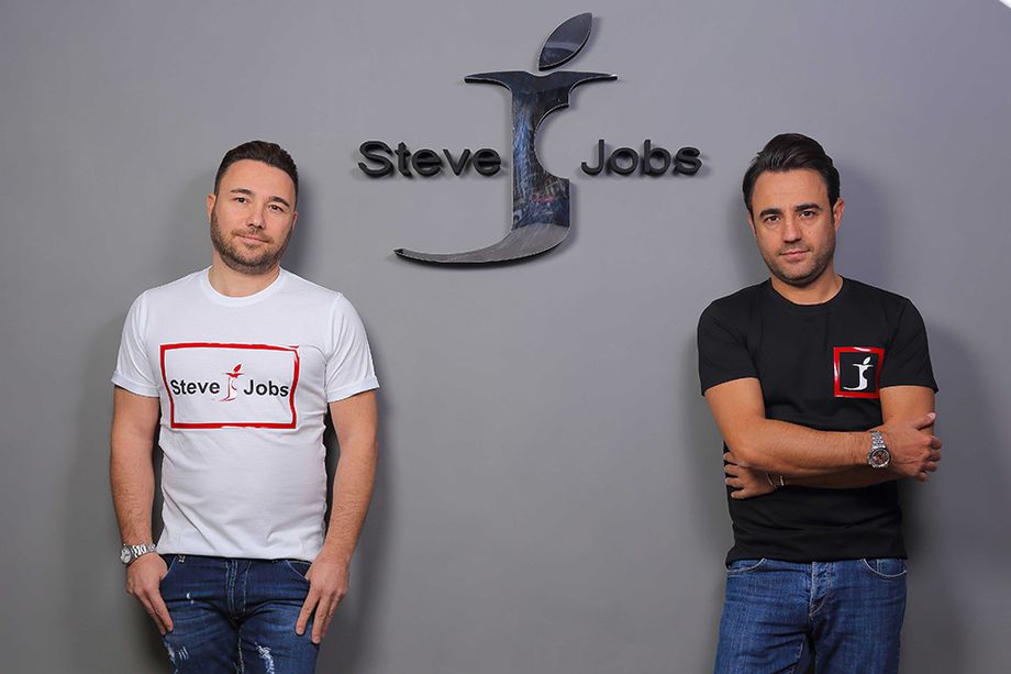 Marca italiana de roupas Steve Jobs