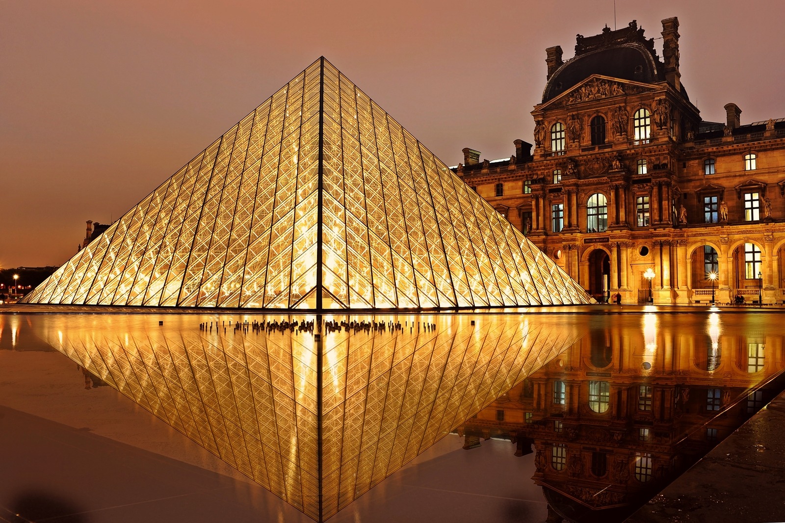 Museu do Louvre