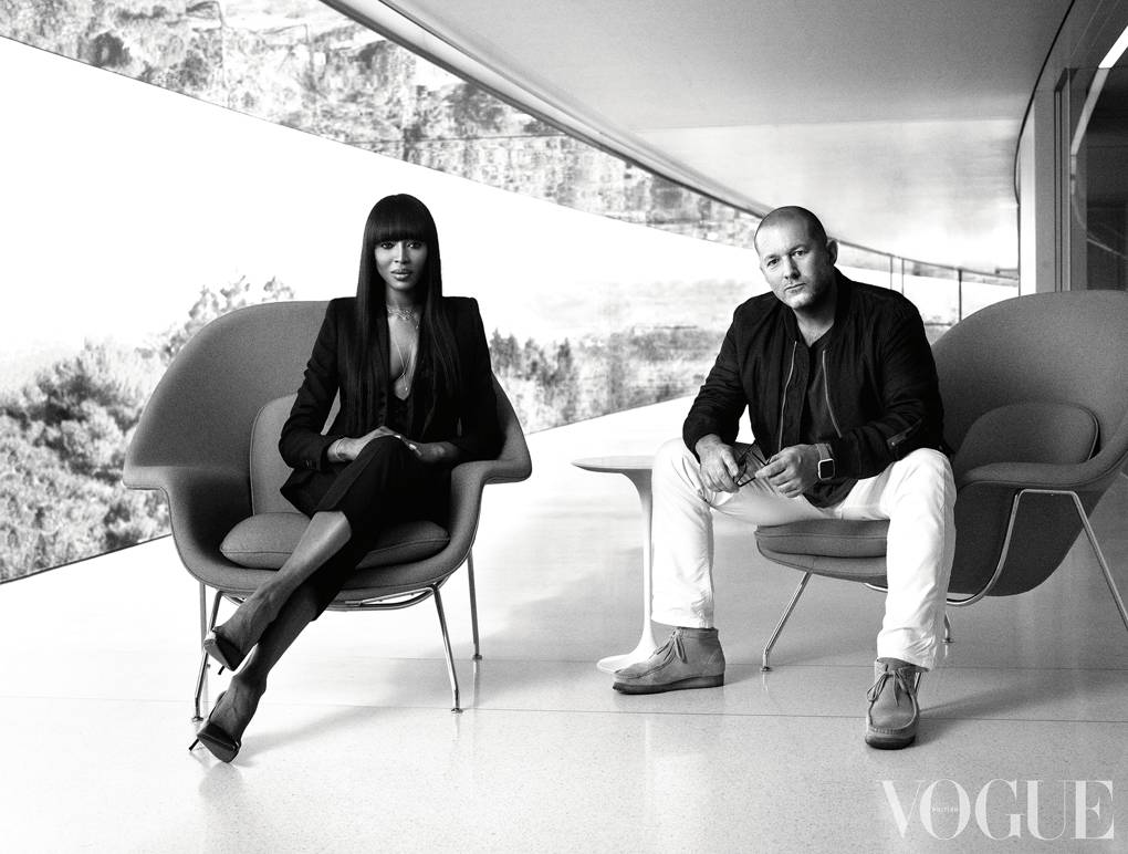Vogue Apple — Naomi Campbell e Jony Ive