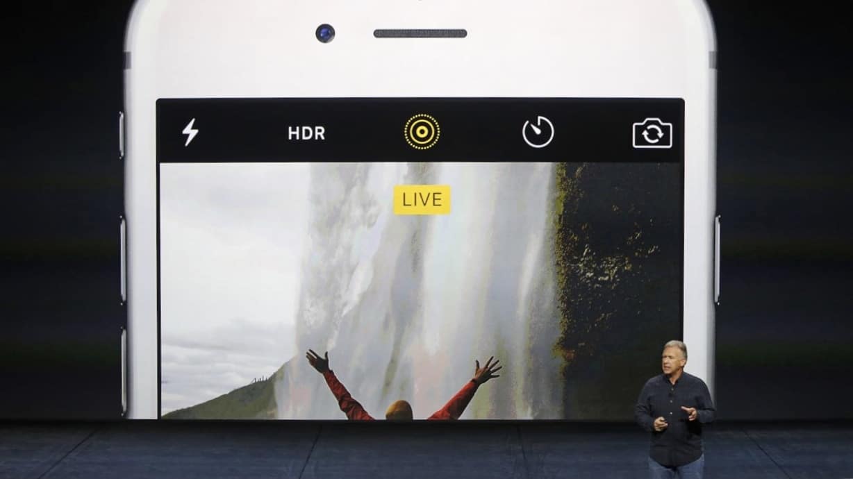 Phil Schiller apresentando o recurso Live Photo