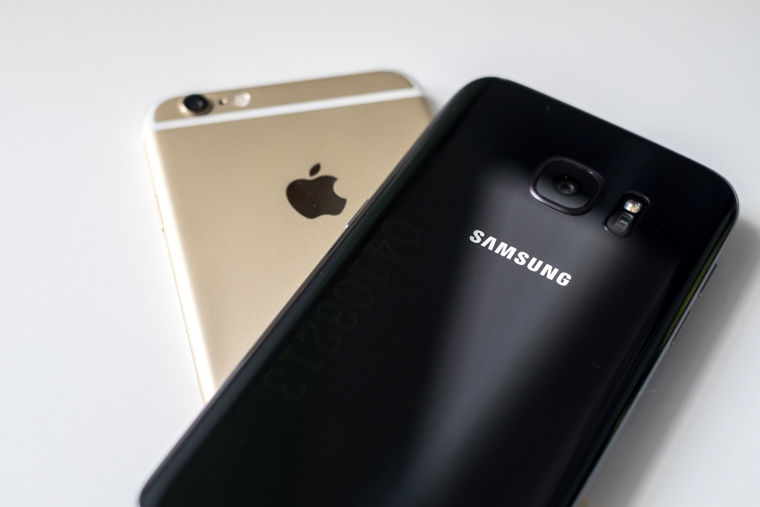 iPhone e Samsung Galaxy