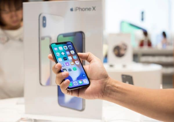 iPhone X