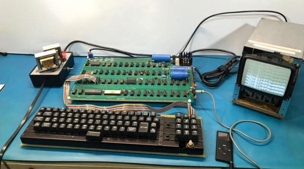 Apple-1 leiloado pela Invaluable