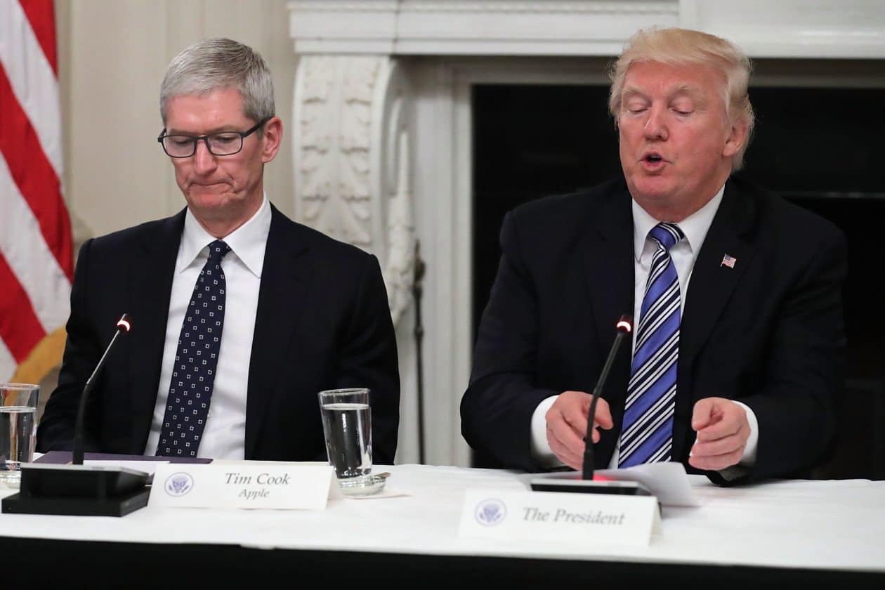 Tim Cook e Donald Trump