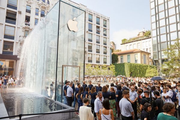 https://www.macstories.net/news/apple-q4-2018-results-533-billion-revenue-413-million-iphones-116-million-ipads-sold/