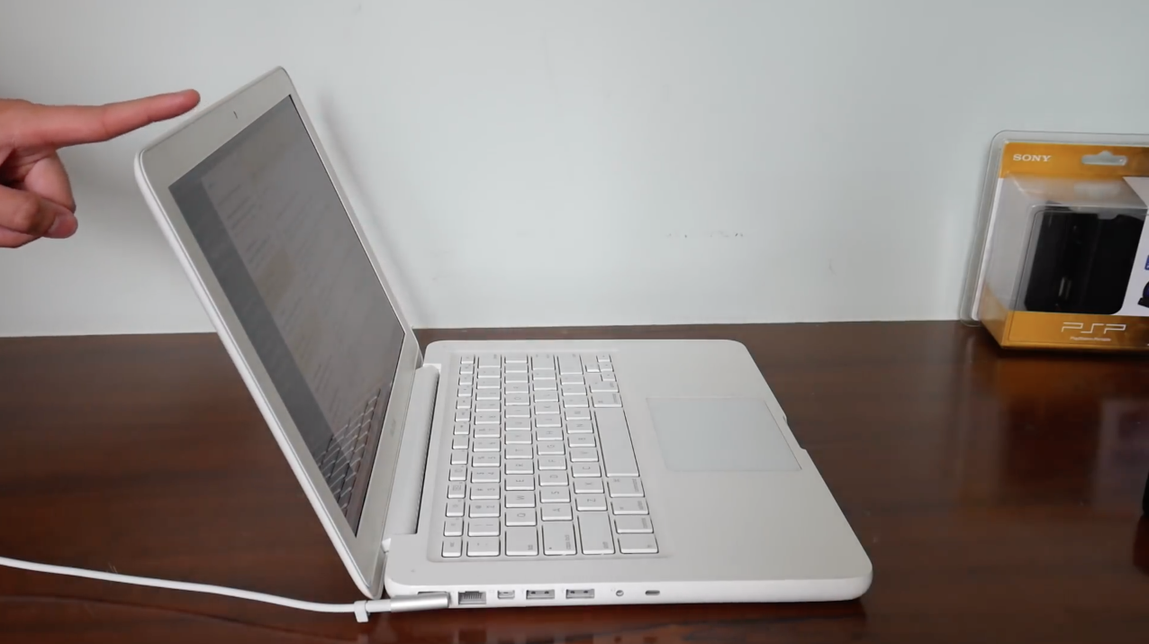 MacBook White "restaurado" por youtuber Gabriel do Pinho