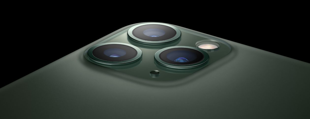 Recorte quadrado da câmera do iPhone 11 Pro em detalhe
