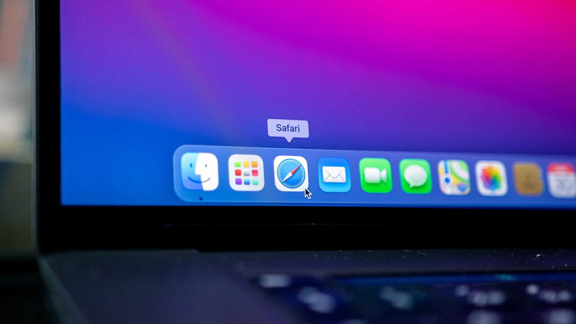 Ícone do Safari num MacBook Pro rodando o macOS Big Sur