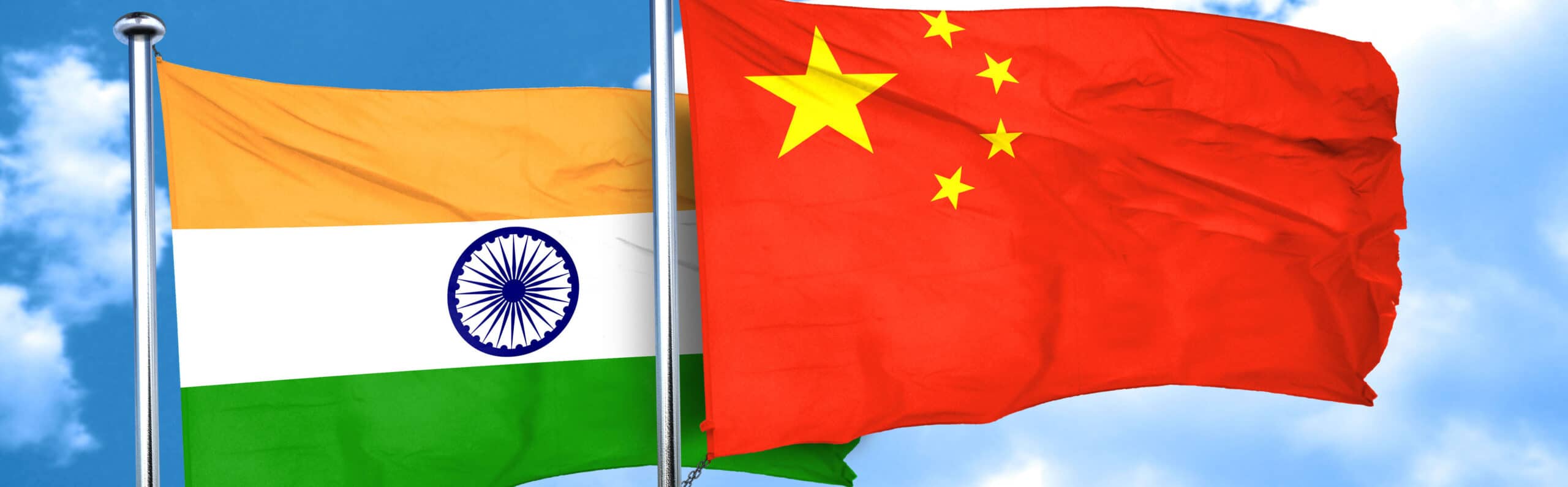 Bandeiras da Índia e da China